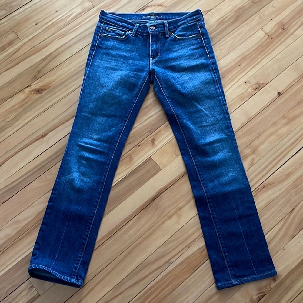 7 for all mankind medium wash straight jeans. Size 27.